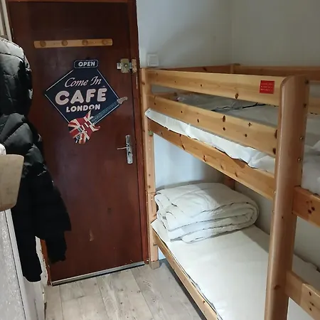 Apartment Rez De Jardin Praloup